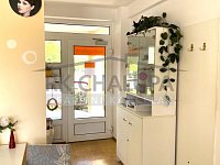 Prodej nebytového prostoru, kadeřnictví, 32 m2, přízemí, ul. A. Barcala, České Budějovice - IMG_6655.jpeg