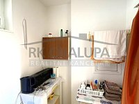 Prodej nebytového prostoru, kadeřnictví, 32 m2, přízemí, ul. A. Barcala, České Budějovice - IMG_6669.jpeg