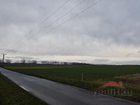 Prodej stavebního pozemku v Brumovicích - b3875213-72e5-4c24-ad29-adc864fffa3e.jpg