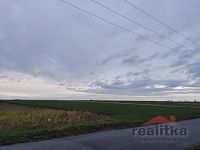 Prodej stavebního pozemku v Brumovicích - f884ac1e-9e3c-4c5f-bfd7-48e7cebf4e1d.jpg