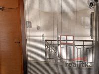 Pronájem podkrovních kancelářských prostor 117 m2, Růžová, Opava město - 4F86F094-66B6-45A8-BC1B-1FCDF1E2E402.JPG