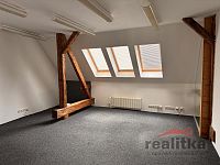 Pronájem podkrovních kancelářských prostor 117 m2, Růžová, Opava město - 9085DF73-5F17-4568-9B22-2142F1B284F0.JPG