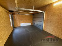 !!! REZERVACE !!! Prodej rodinného domu, bytem 3+kk, garáží a zahradou, ul. Lužická, Opava - IMG_1743.jpg