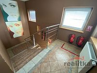 !!! REZERVACE !!! Prodej rodinného domu, bytem 3+kk, garáží a zahradou, ul. Lužická, Opava - IMG_1776.jpg