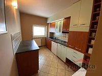 !!! REZERVACE !!! Prodej rodinného domu, bytem 3+kk, garáží a zahradou, ul. Lužická, Opava - IMG_1779.jpg