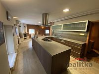 !!! REZERVACE !!! Prodej rodinného domu, bytem 3+kk, garáží a zahradou, ul. Lužická, Opava - IMG_1806.jpg