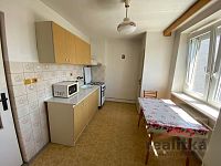 Prodej rodinného domu 5+1 a 1+1 s garáži, hospodářskou budovou a zahradou, Skřipov, okres Opava - IMG_1887.jpg