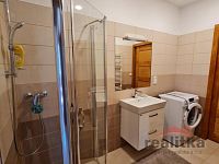 Rodinný dům s garáží a zahradou na ul. Marie Majerové v Hlučíně - 20250901_122717.jpg