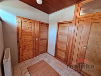 Rodinný dům s garáží a zahradou na ul. Marie Majerové v Hlučíně - 20250901_122754.jpg