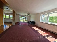 Rodinný dům s garáží a zahradou na ul. Marie Majerové v Hlučíně - 20250901_122922.jpg