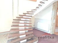 Rodinný dům s garáží a zahradou na ul. Marie Majerové v Hlučíně - 20250901_140525.jpg