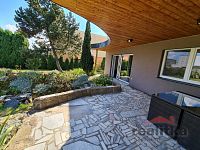 Rodinný dům s garáží a zahradou na ul. Marie Majerové v Hlučíně - 20250901_140721.jpg