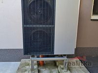 Rodinný dům s garáží a zahradou na ul. Marie Majerové v Hlučíně - 20250901_140835.jpg