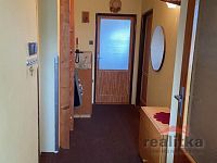 Prodej dvougeneračního domu se dvěma byty 3+kk, garáží a zahradou – Malé Hoštice, Opava - IMG_3068.jpg