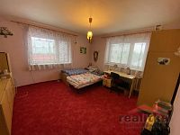 Prodej dvougeneračního domu se dvěma byty 3+kk, garáží a zahradou – Malé Hoštice, Opava - IMG_3082.jpg