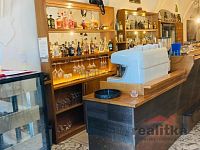 Pronájem k odstoupení plně vybavený bar, Dolní náměstí 11, Opava - PHOTO-2025-10-03-13-37-57 (3).jpg