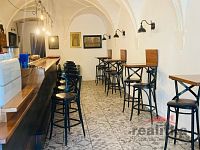 Pronájem k odstoupení plně vybavený bar, Dolní náměstí 11, Opava - PHOTO-2025-10-03-13-37-57 (4).jpg