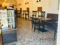 Pronájem k odstoupení plně vybavený bar, Dolní náměstí 11, Opava - PHOTO-2025-10-03-13-37-57 (5).jpg