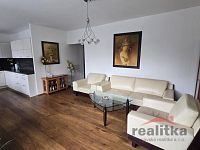 !!!REZERVACE!!!Prodej krásného bytu 3+1, 70m2, s balkónem, Opava, ul. Edvarda Beneše - 20251008_102350.jpg