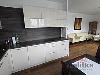 !!!REZERVACE!!!Prodej krásného bytu 3+1, 70m2, s balkónem, Opava, ul. Edvarda Beneše - 20251008_102425.jpg