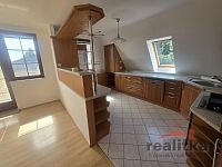 Pronájem velkého bytu 120 m2, 3+kk v RD, Opava, ul. Slovenská