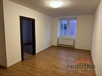 Pronájem bytu 2+1, Oderská, Vítkov - 8f4444a1-bc20-4c91-87f8-2b7e5c265654.JPG