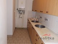 Pronájem komerčních prostor 148 m2 v centru Opavy - DSCN8693.JPG