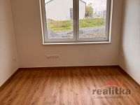 Pronájem novostavby rodinného domu 4+kk, Milostovice u Opavy - IMG_7726 (1).JPG