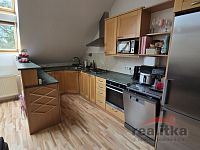 Prodej mezonetového bytu 3+kk, 98m2, se zahradou a parkováním, Opava Předměstí - 20250909_090951.jpg