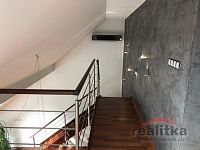 Prodej krásného, mezonetového bytu 3+kk, 130m2, se zahradou a parkováním, Opava, Předměstí - IMG-20250929-WA0042.jpg