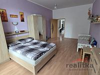 Prodej bytu 2+1, 77m2, se zahradou a parkováním, Opava, Předměstí - 20250909_093154.jpg