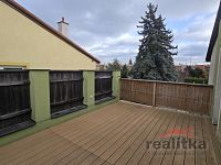 Pronájem bytu 3+kk 85m2, s terasou 15m2 a zahradou, Opava, ul. Hořicova - 20251116_120740.jpg