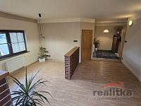 Pronájem bytu 3+kk 85m2, s terasou 15m2 a zahradou, Opava, ul. Hořicova - 20251116_120756.jpg