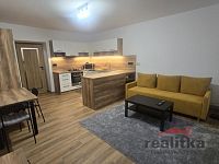 Pronájem zařízeného bytu 2+kk, 47m2, se zahradou, Opava, ul. Pekařská