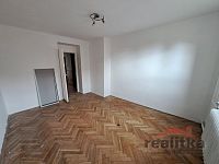 Prodej pěkného bytu 3+1, 69m2, s balkonem, Opava, ul. Polní - 20251022_115701.jpg