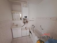 Prodej pěkného bytu 3+1, 69m2, s balkonem, Opava, ul. Polní - 20251022_115724.jpg