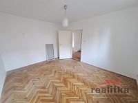Prodej pěkného bytu 3+1, 69m2, s balkonem, Opava, ul. Polní - 20251022_115827.jpg