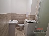 Pronájem bytu 1+kk, 22 m², ul. Slámova, Opava - Předměstí - 20241029_101802.jpg