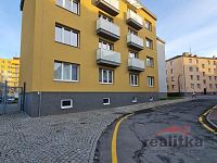 Prodej bytu 3+1 s balkonem, U Fortny, Opava - 20251118_144114.jpg