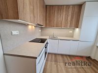 Pronájem bytu 4+1 s lodžií na ul. 17. listopadu v Opavě