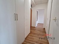 Pronájem bytu 2+1 s lodžií na ul. SPC v Krnově - 20251203_111631.jpg