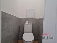 Pronájem bytu 2+1 s lodžií na ul. SPC v Krnově - 20251203_111640.jpg