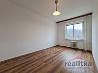 Pronájem bytu 2+1 s lodžií na ul. SPC v Krnově - 20251203_111723.jpg