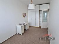 Pronájem bytu 3+1 se 3 lodžiemi, 67m2, Opava, ul. Haškova - 20240710_153544.jpg