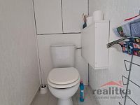 Pronájem bytu 3+1 se 3 lodžiemi, 67m2, Opava, ul. Haškova - 20240710_153628.jpg