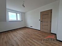 Nové rodinné domy ve Velké Polomi, okr. Ostrava - Město. - 20251002_150551 - kopie.jpg