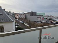 Prodej velkého bytu 3+1, 73m2, s balkónem, zahradou a parkováním, Opava, ul. U Fortny - 20251209_144844.jpg