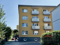 Prodej velkého bytu 3+1, 73m2, s balkónem, zahradou a parkováním, Opava, ul. U Fortny - for - 1.jpeg