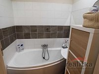 Prodej bytu 2+1 57m2, s lodžií, Opava, ul. Purkyňova - IMG-20251201-WA0006.jpg