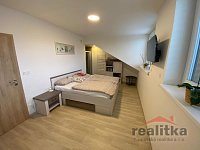 Prodej moderně zrekonstruovaného rodinného domu 4+kk s terasou, ul. Hillova, Opava - IMG_1183.jpeg